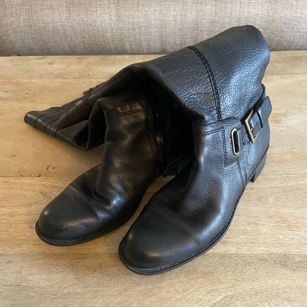 Women’s 8 Easy Spirit Loveitt Black Calf-High Zippered Boots